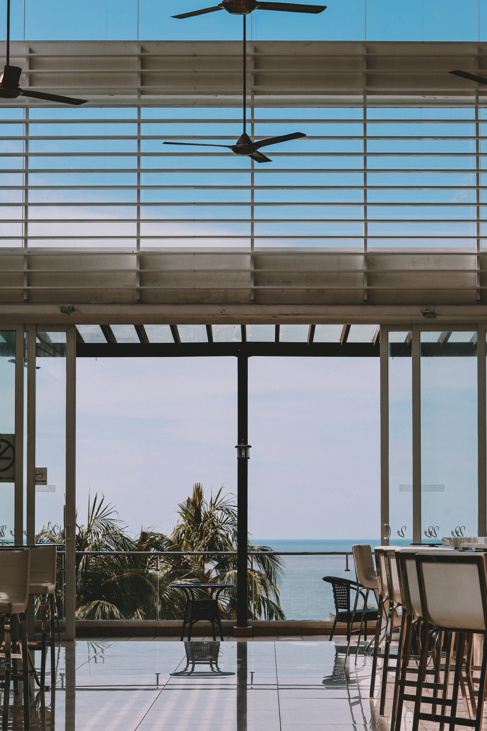 Protección Contra Huracanes para Hoteles en Puerto Vallarta: Continuidad Operativa y ROI